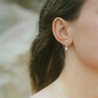 Boucles Marguerite perlée or vermeil